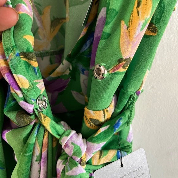 Maggy London Floral Tie Waist Midi Dress V-Neck Cap Sleeve NWT Size 8 - Picture 12 of 14